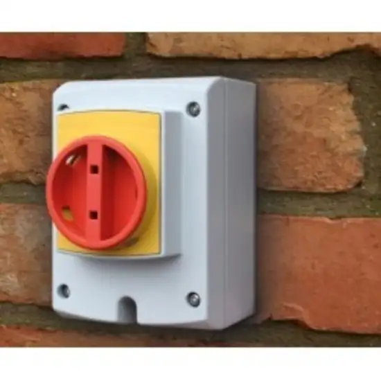 655 4 interrupteur de proximite 3p20a ip66 1734015774